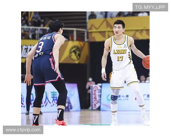 传统后卫与现代后卫的对比分析与发展趋势探讨